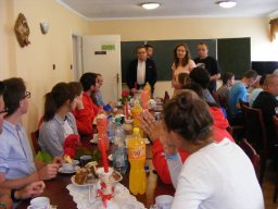 Wizyta międzynarodowej grupy młodzieży w Domu Pomocy Społecznej w Podzamku w ramach ŚDM Kraków 2016r